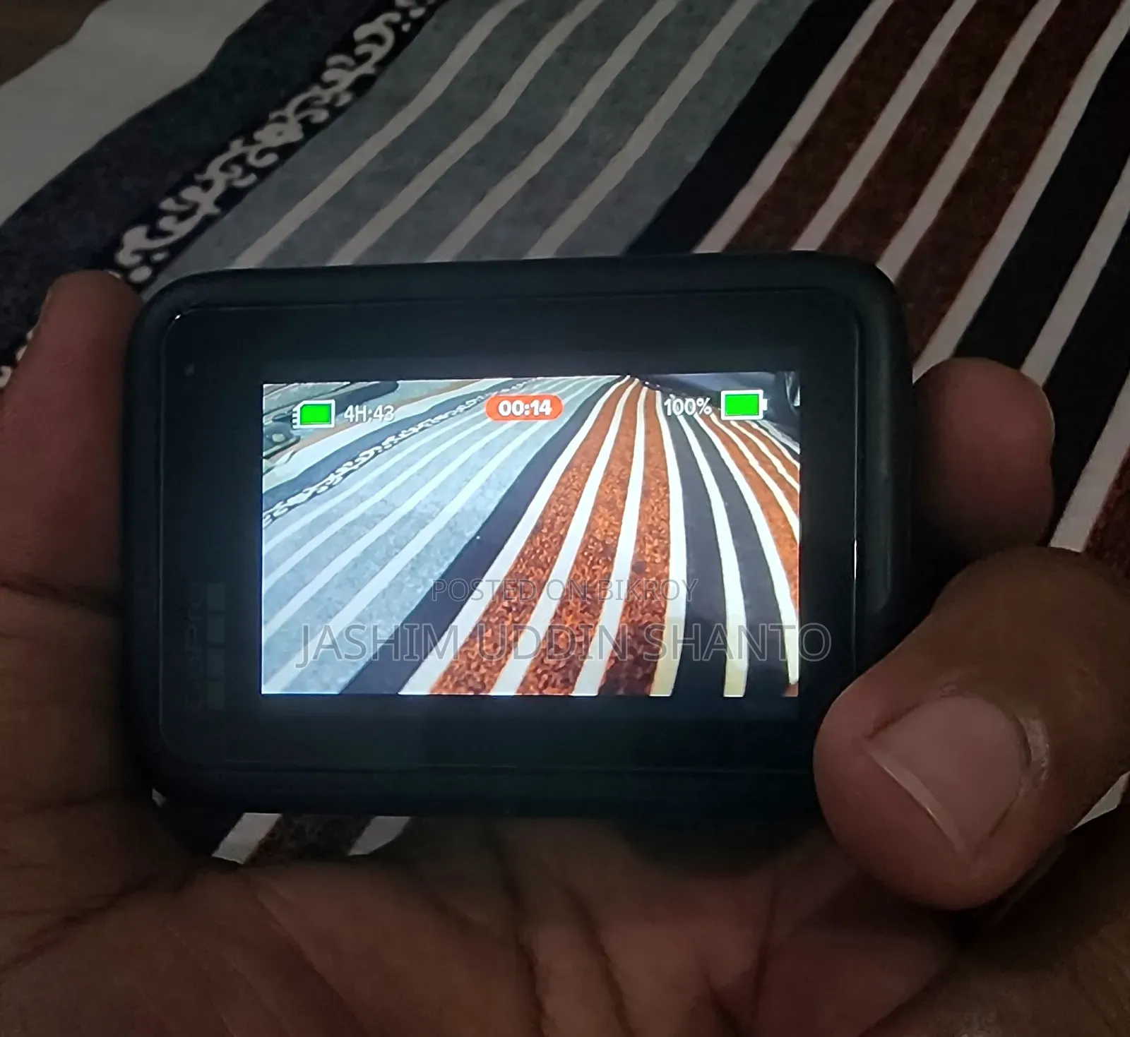 GoPro Hero 10 Black বিক্রয় পোস্ট।