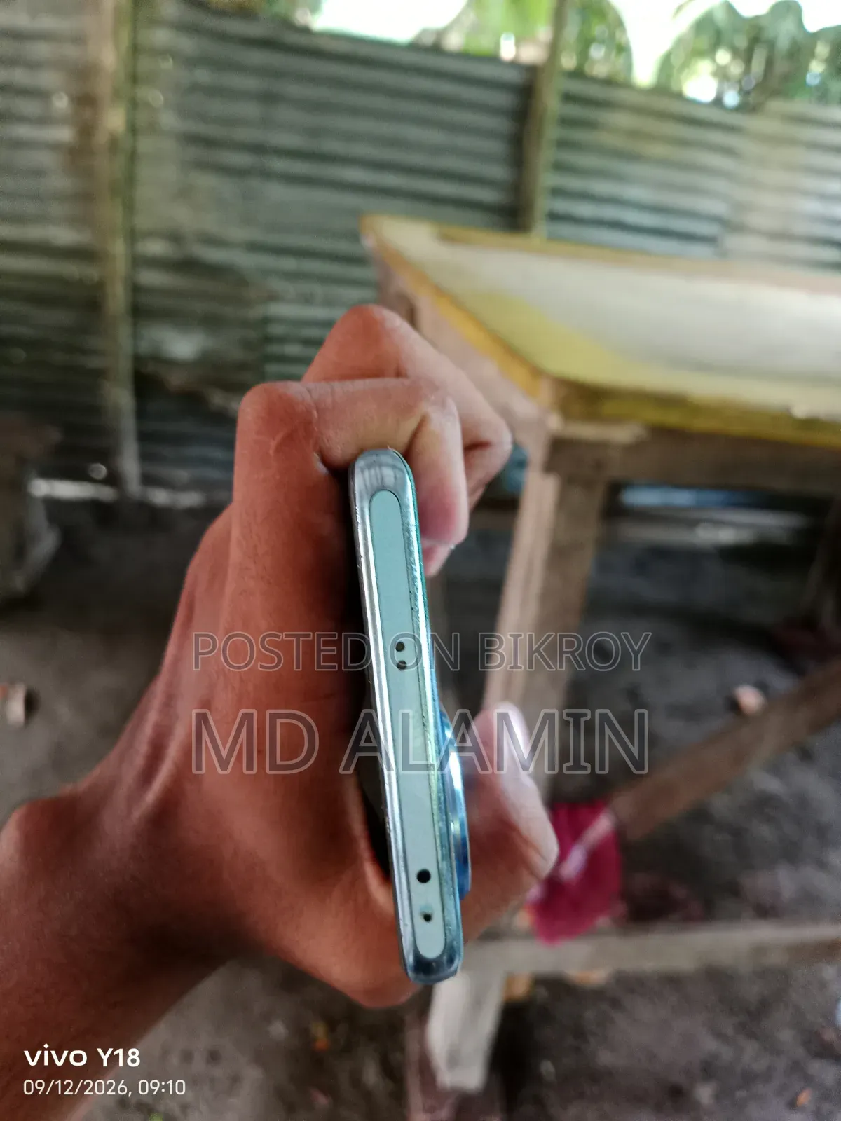 নিউ ওপ্পো রেনো ১০ ৫জি ২৫৬ জিবি হোয়াইট