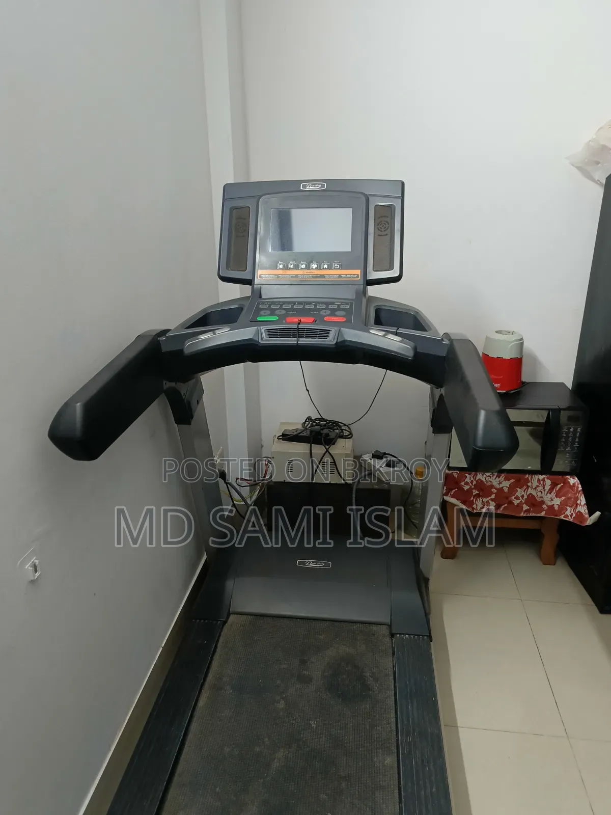 GT5As Android Commercial Motorized Treadmill