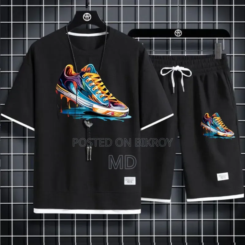 স্টাইলিশ টি-শার্ট এবং শর্টস কম্বো সেট