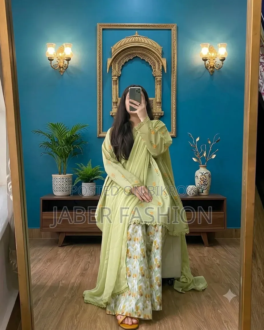  আপনার কাঙ্ক্ষিত প্রিমিয়াম ড্রেস কালেকশন 