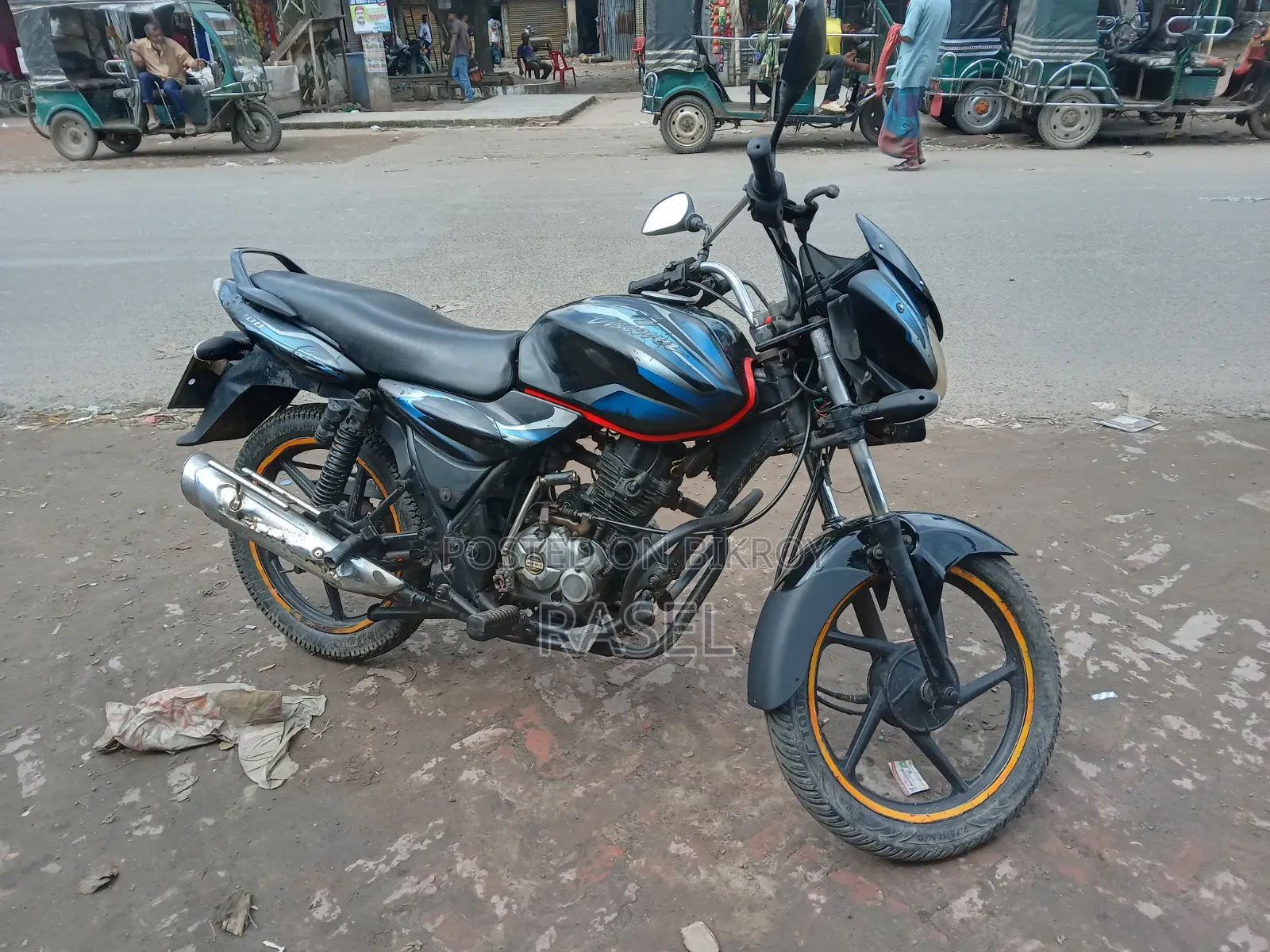বাজাজ ডিসকভার ১০০ ২০১৪ ব্ল্যাক