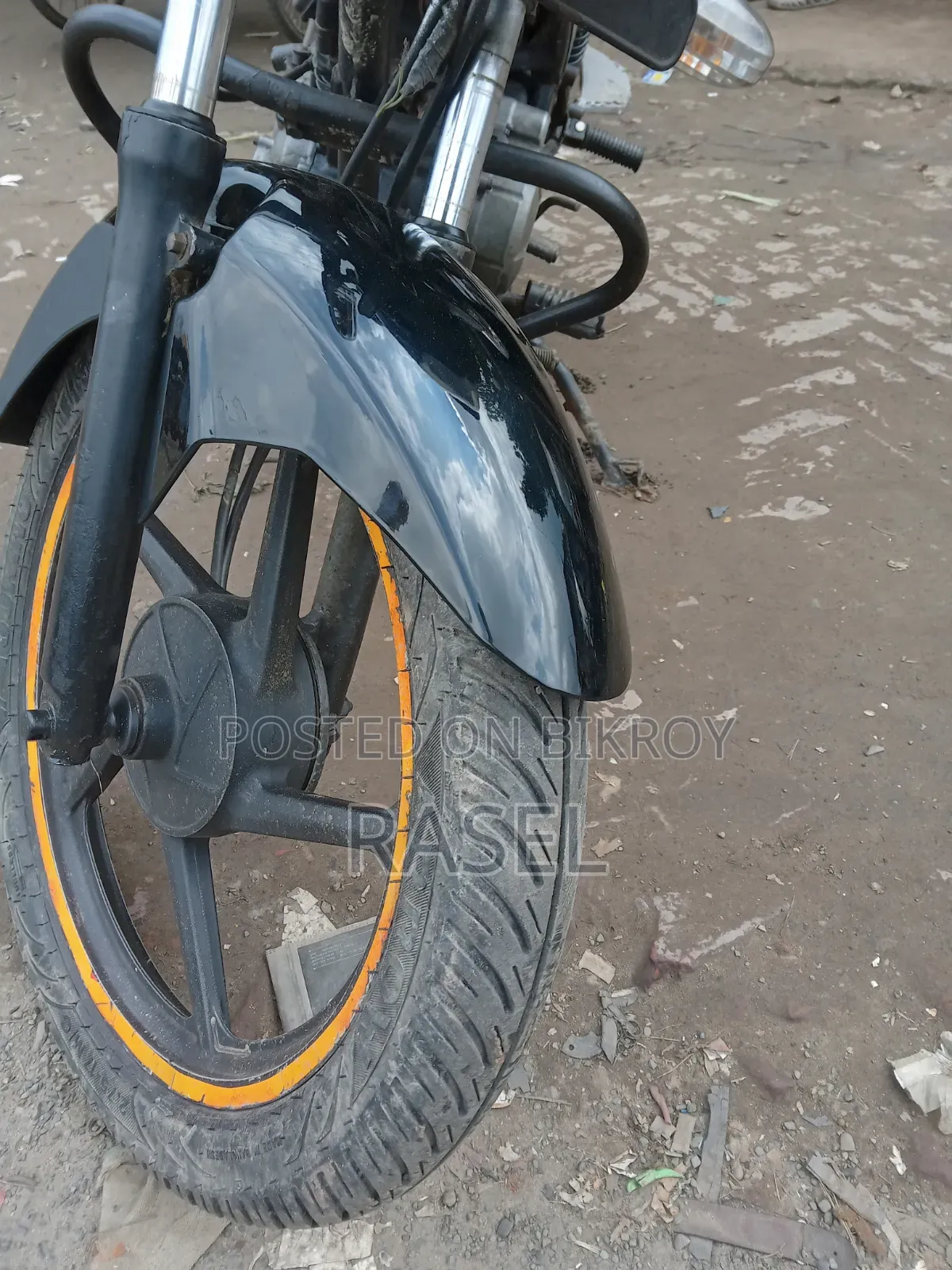 বাজাজ ডিসকভার ১০০ ২০১৪ ব্ল্যাক