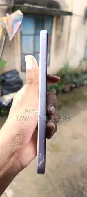 ভিভো ভি৭০ ২৫৬ জিবি
