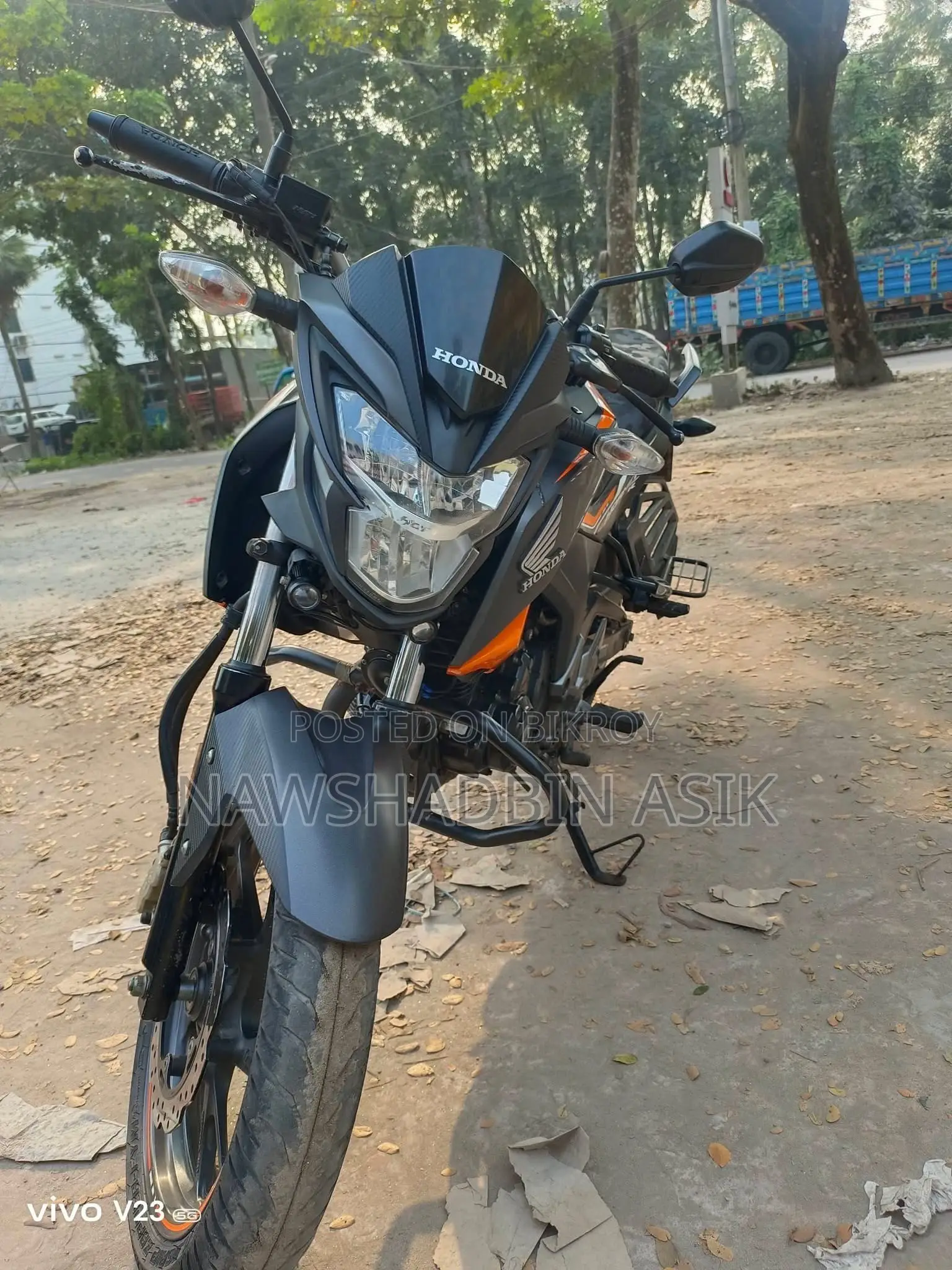 Honda Hornet 2022 Orange