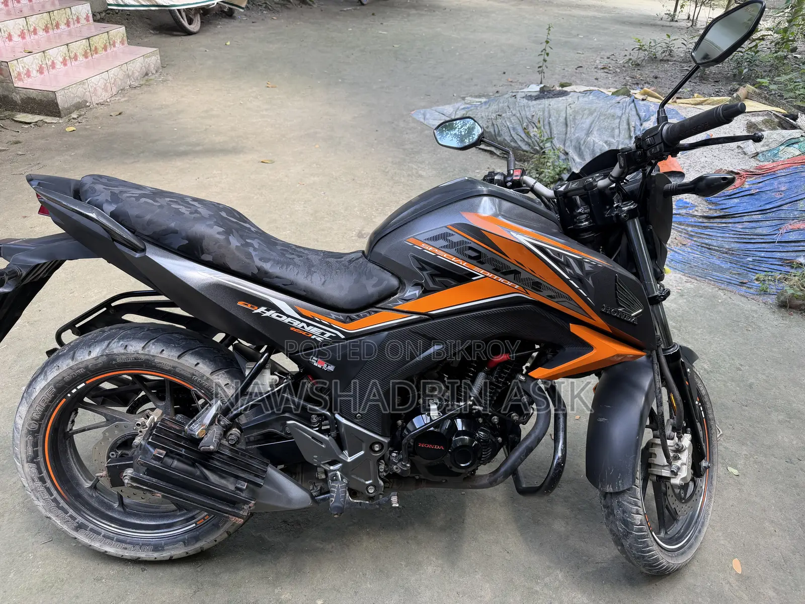 Honda Hornet 2022 Orange