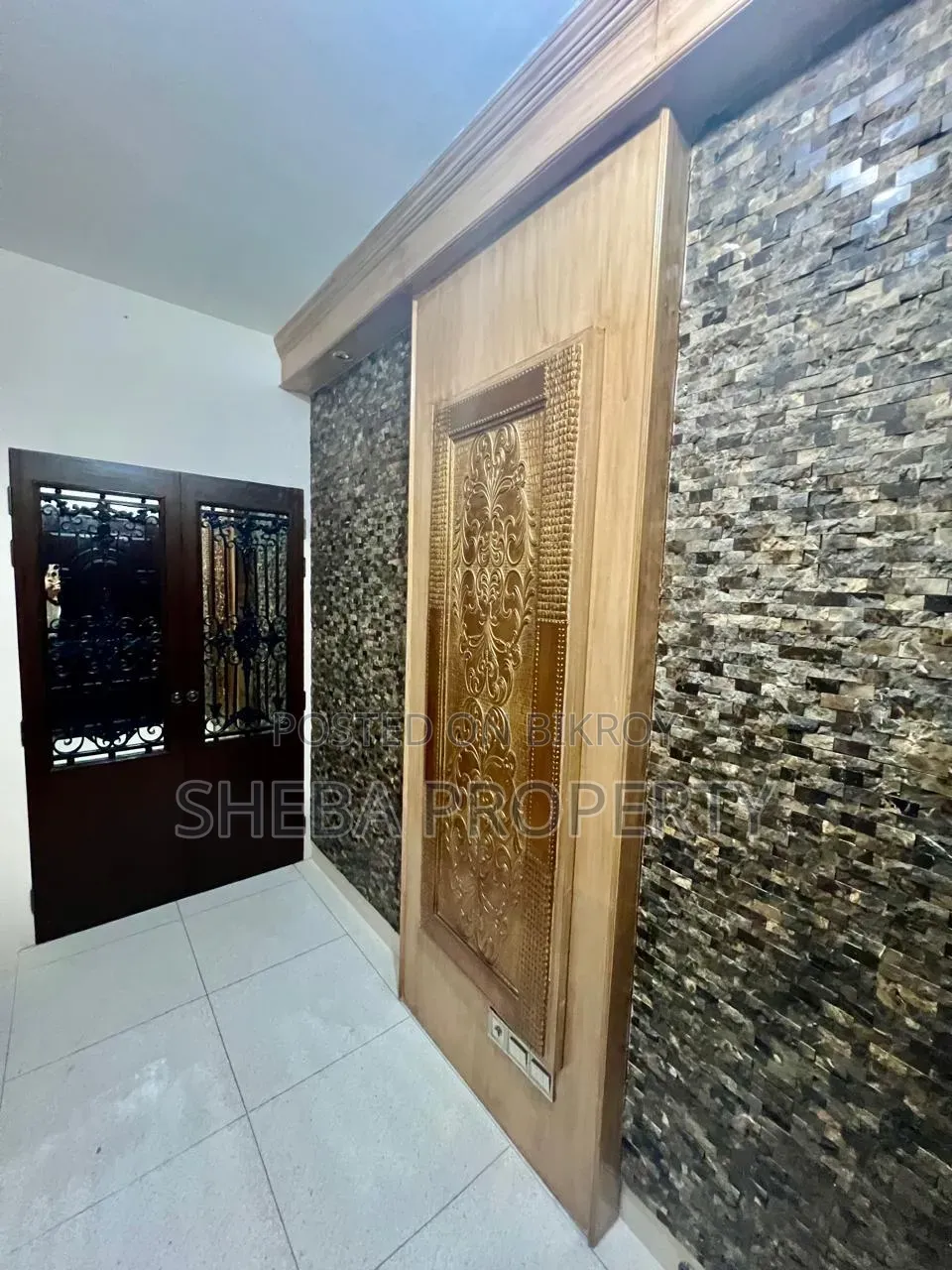 Furnished 4-Bedroom Apartment in Gulshan for rent