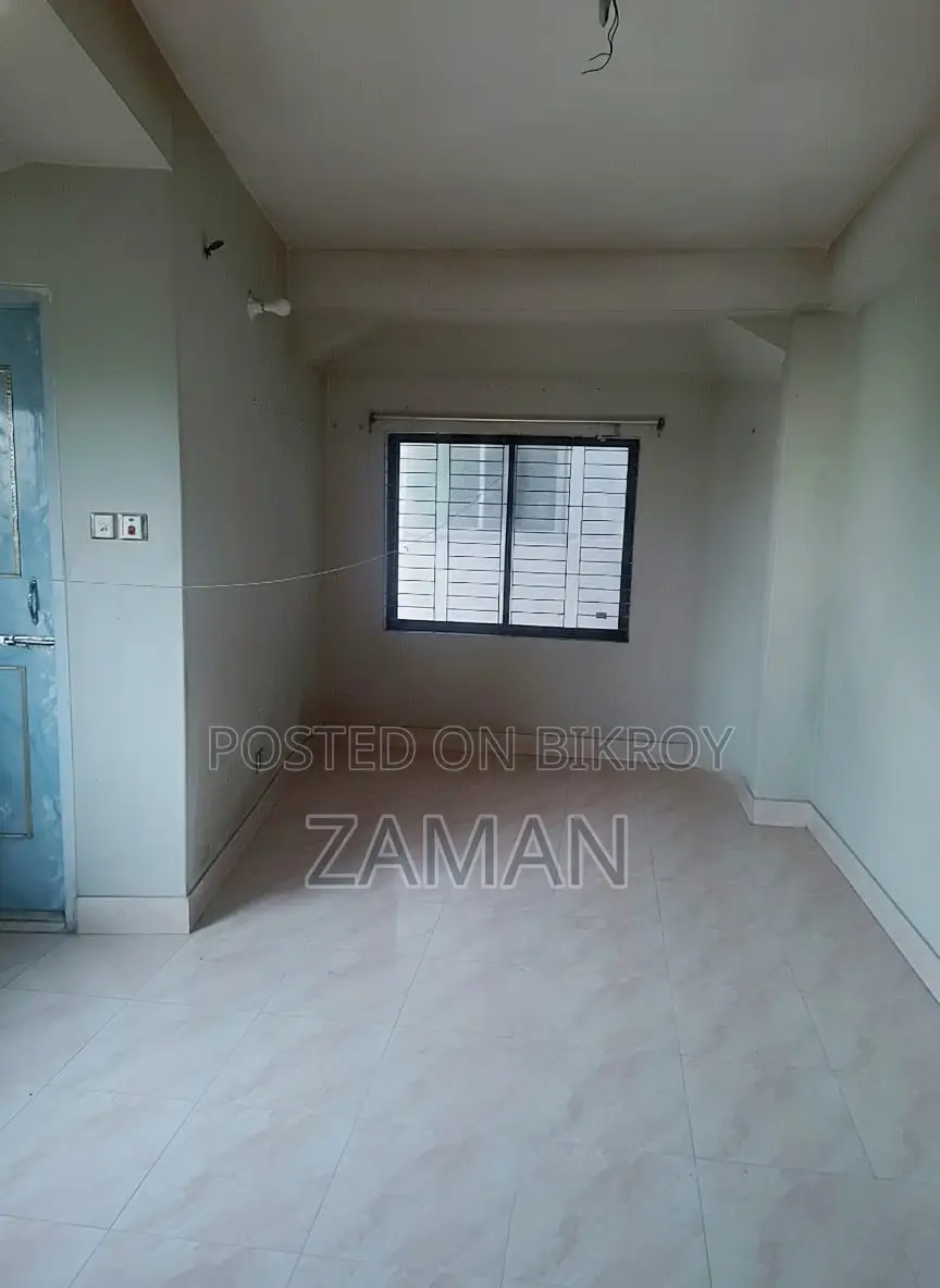 2 Bedroom House in Khulshi for rent