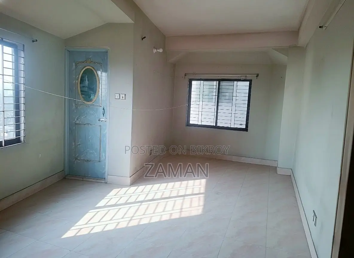 2 Bedroom House in Khulshi for rent