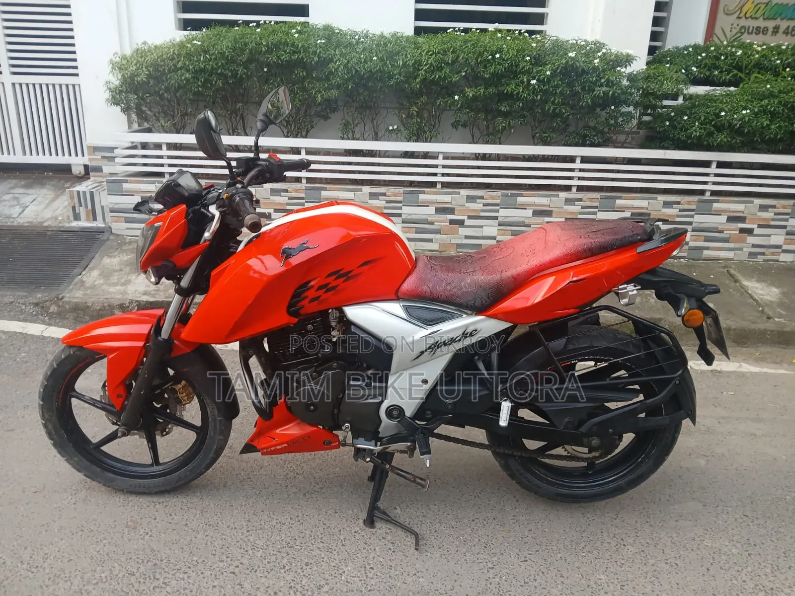 TVS Apache 160 4V 2020 Red