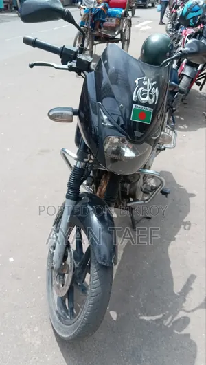 বাজাজ পালসার ১৫০ ২০০৫ কালো