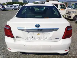 Toyota Axio 2022 White