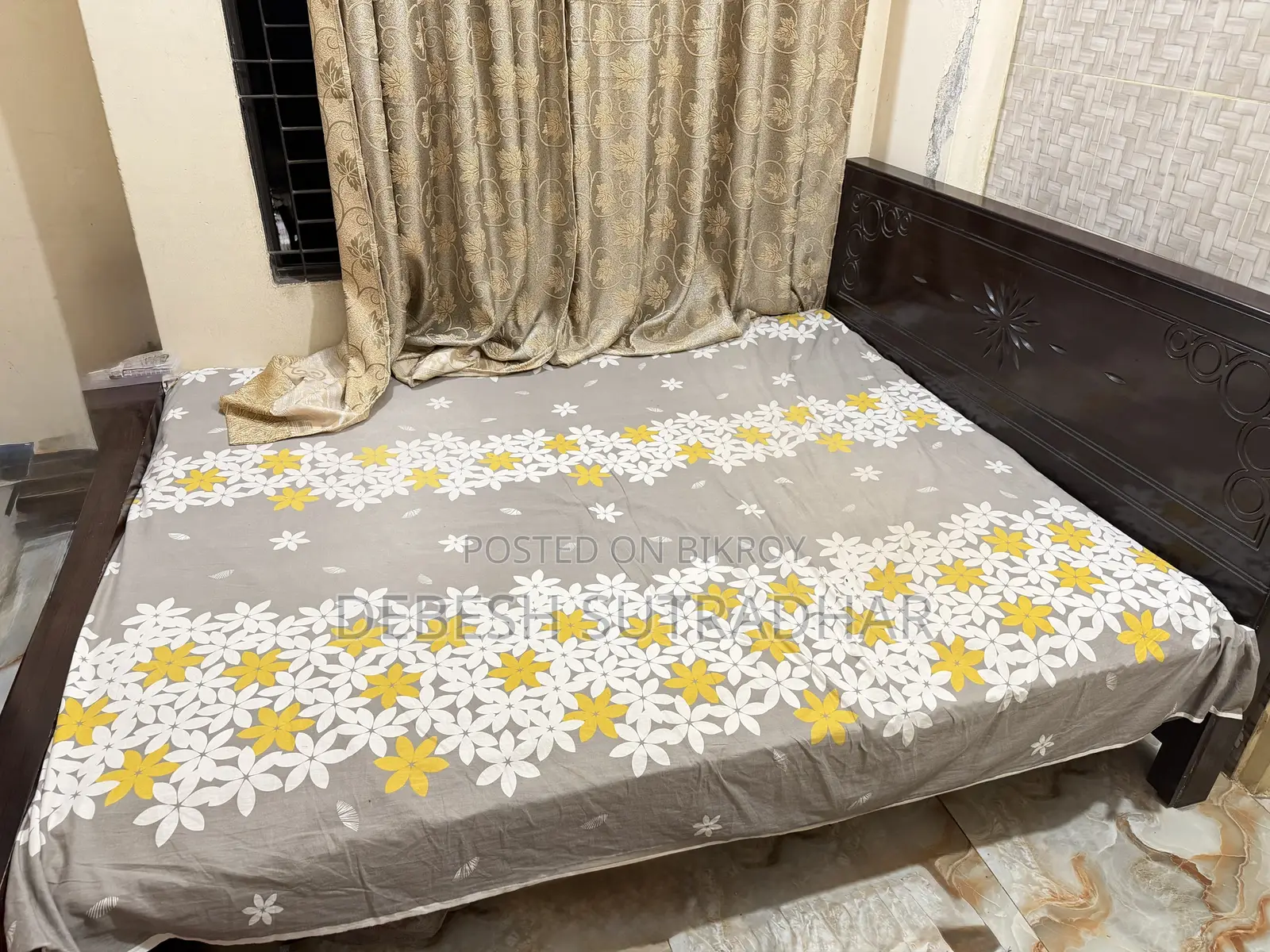 কুইন সাইজ বেড বিক্রয়ের জন্য
