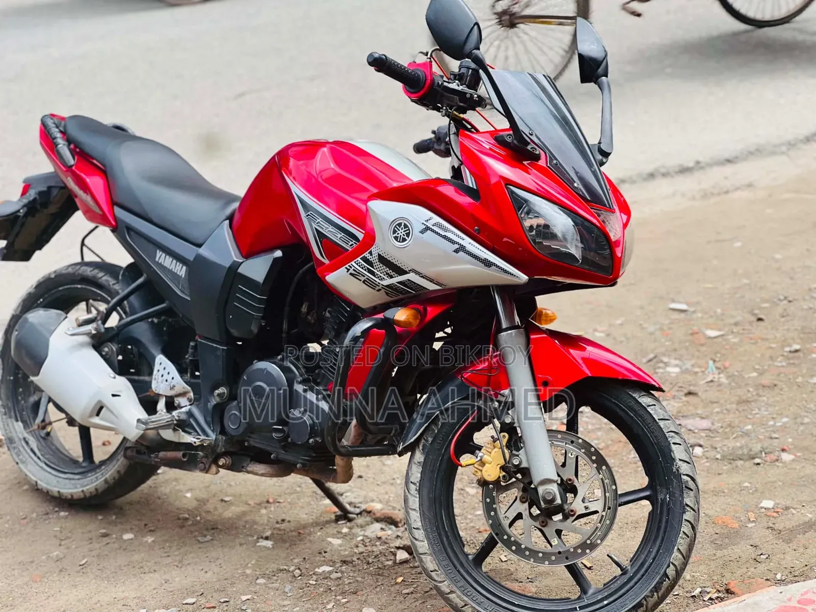Yamaha Fazer V1 2012 Red