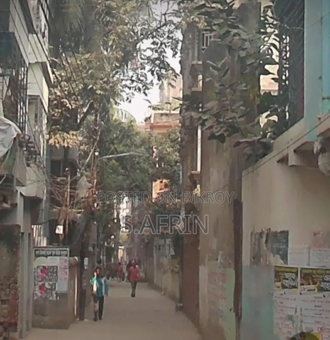 3-Bedroom House in Afia Monzil, Mirpur for rent