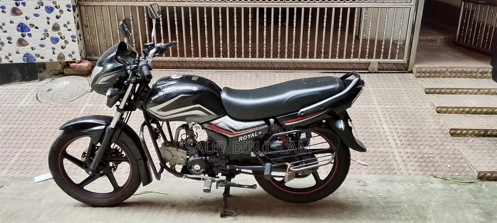 রানার রয়্যাল+ ভি২ ২০১৯ ব্ল্যাক