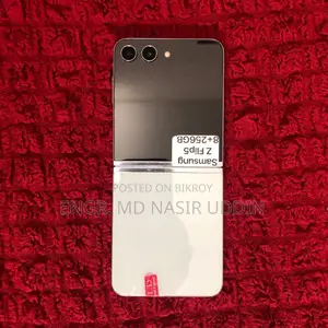 New Samsung Galaxy Z Flip 5 256 GB