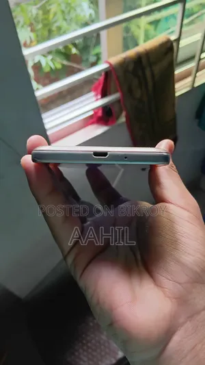 স্যামসাং গ্যালাক্সি গ্র্যান্ড প্রাইম প্লাস ৮ জিবি গোল্ড