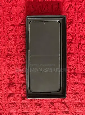 New Samsung Galaxy Z Flip 5 256 GB