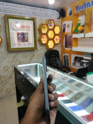 ভিভো টি৩ লাইট ১২৮ জিবি ব্ল্যাক