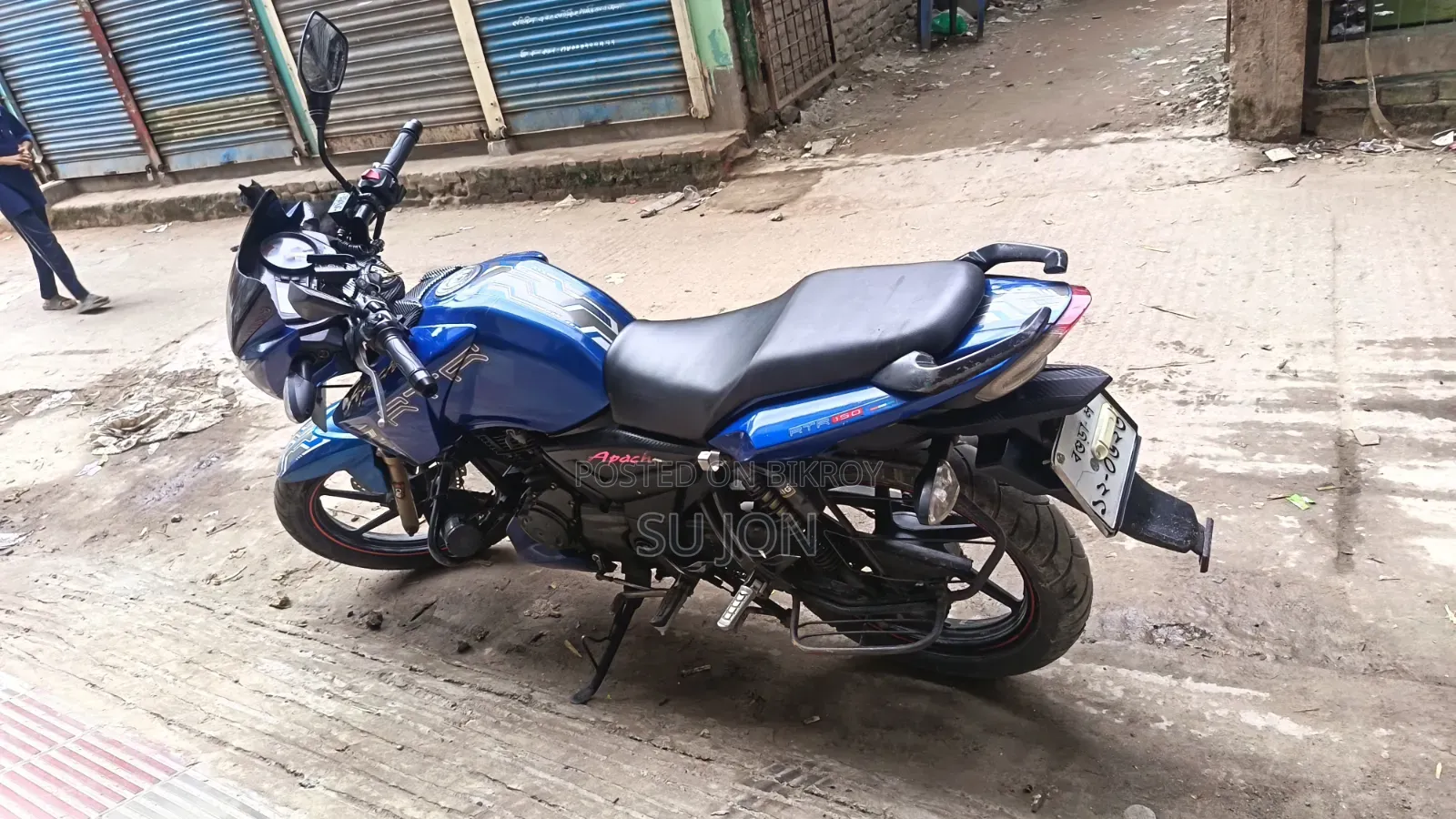 TVS Apache RTR 160 2V 2018 Blue