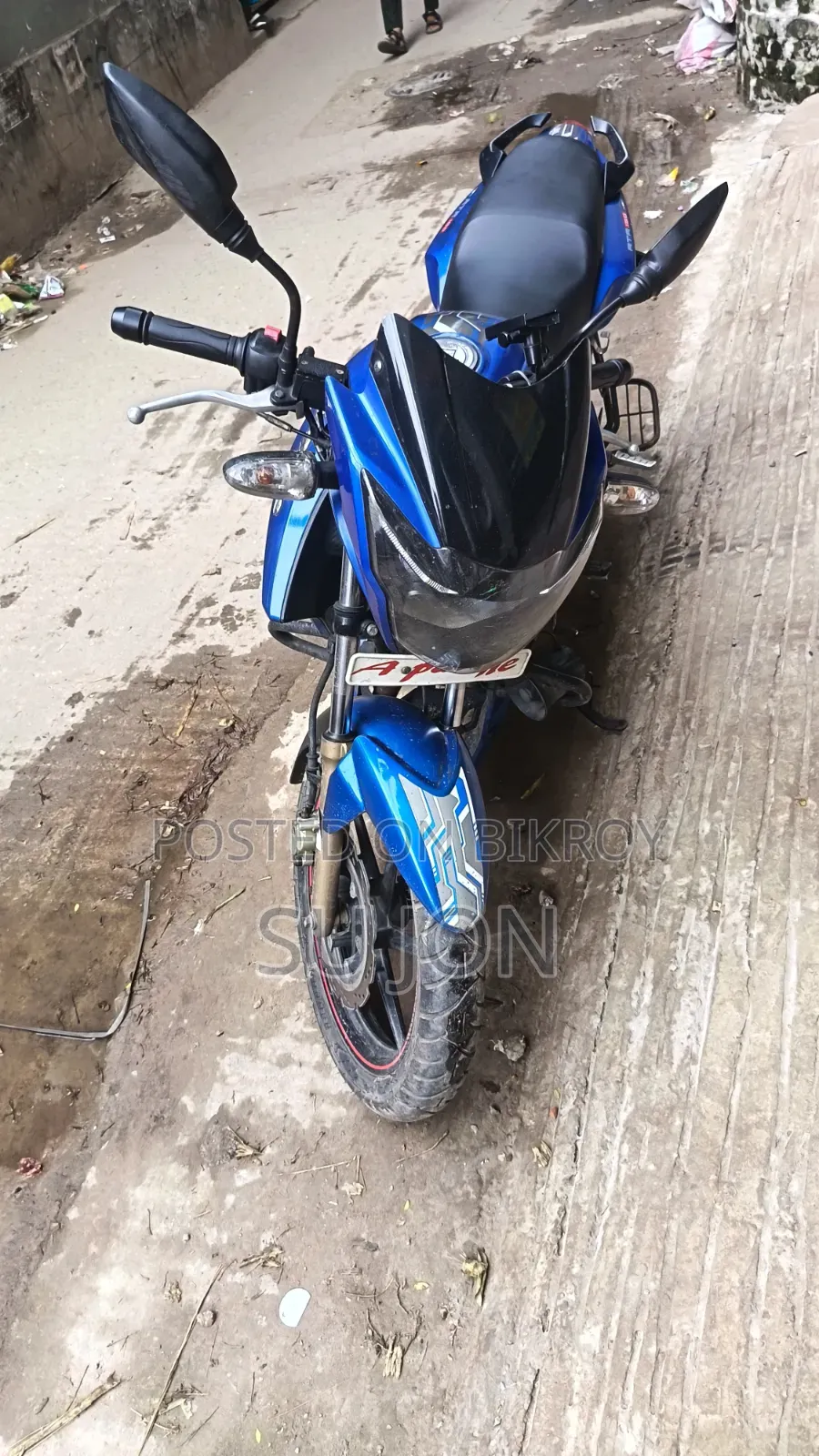 TVS Apache RTR 160 2V 2018 Blue