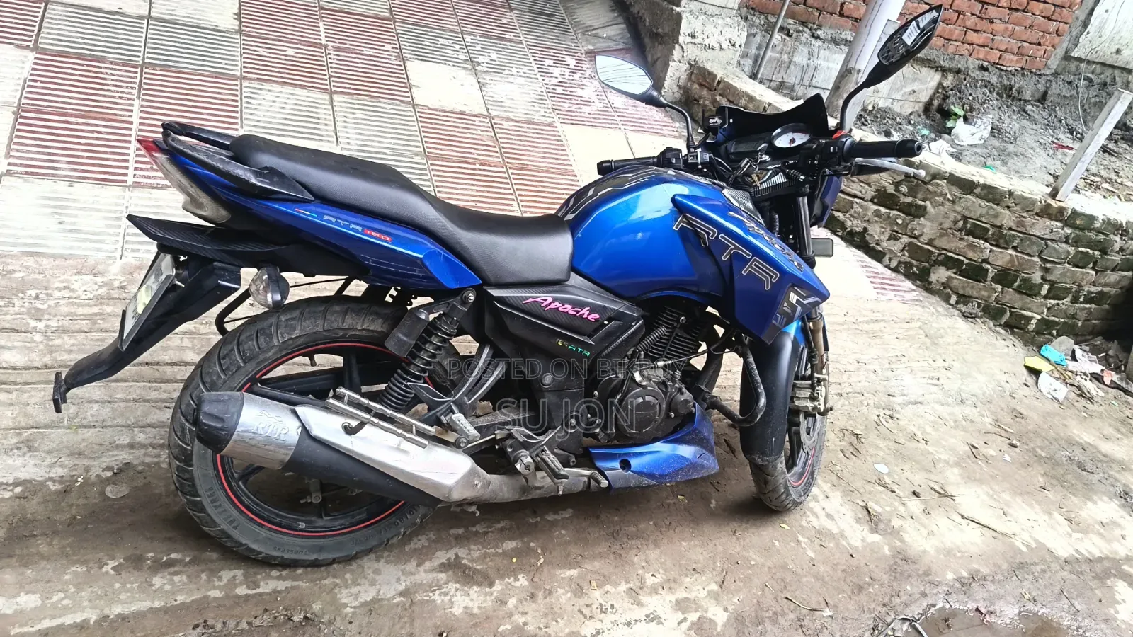 TVS Apache RTR 160 2V 2018 Blue