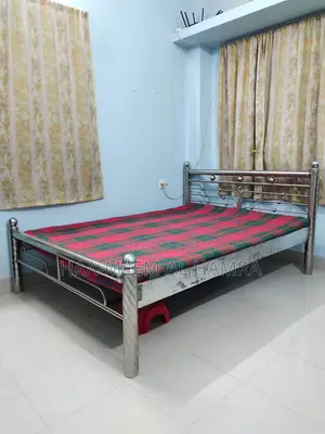 ৭×৫ ফিট স্টেইনলেস স্টিলের খাট গদি সহ | টেবিল ফ্রি | রাজশাহী