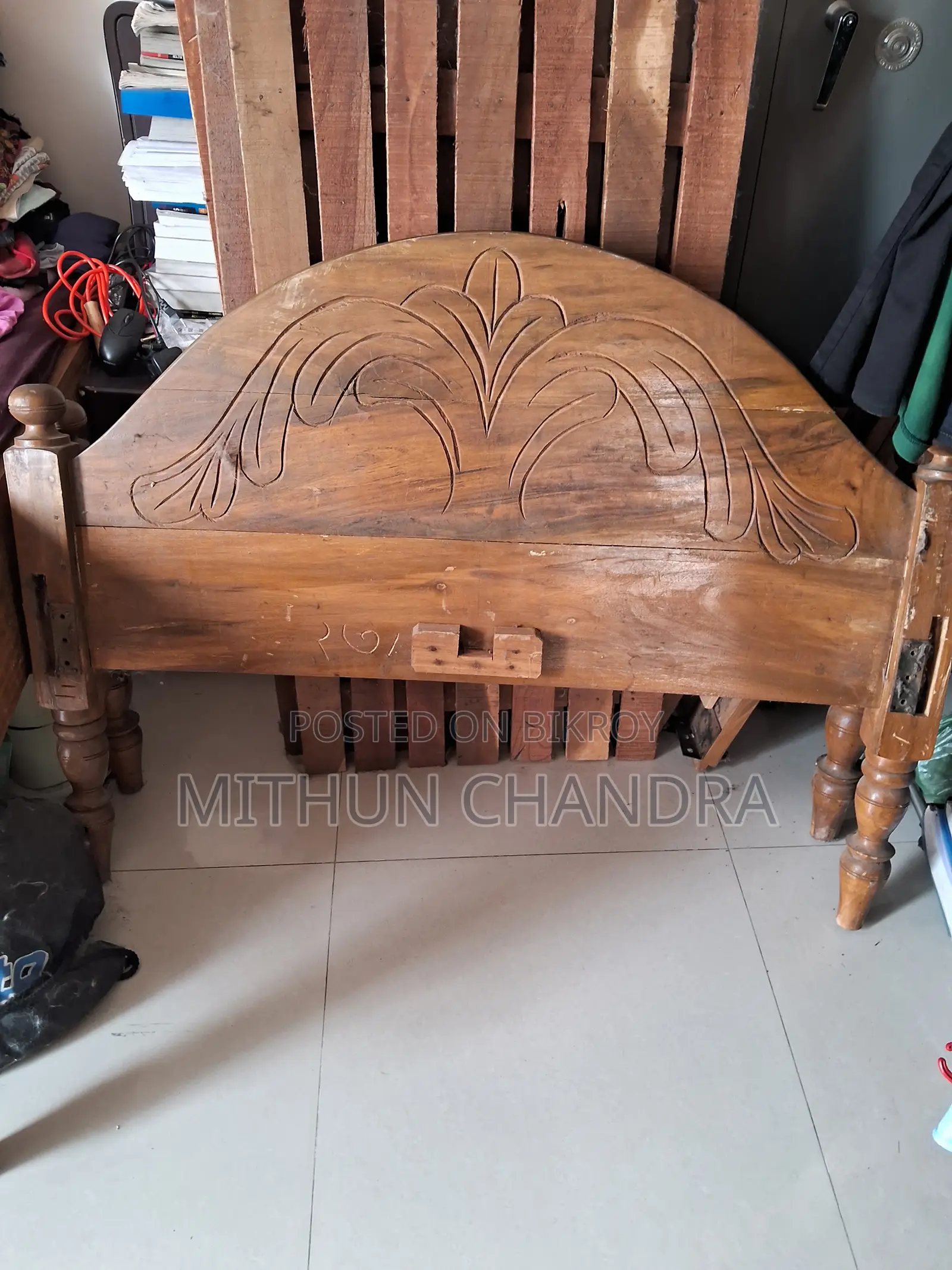 কাঠের খাট সিঙ্গেল