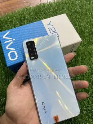 Vivo Y20S 128 GB Silver