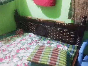 ৫/৭ ফিট খাট বিক্রি করা হবে মাত্র-৫৯০০ টাকা