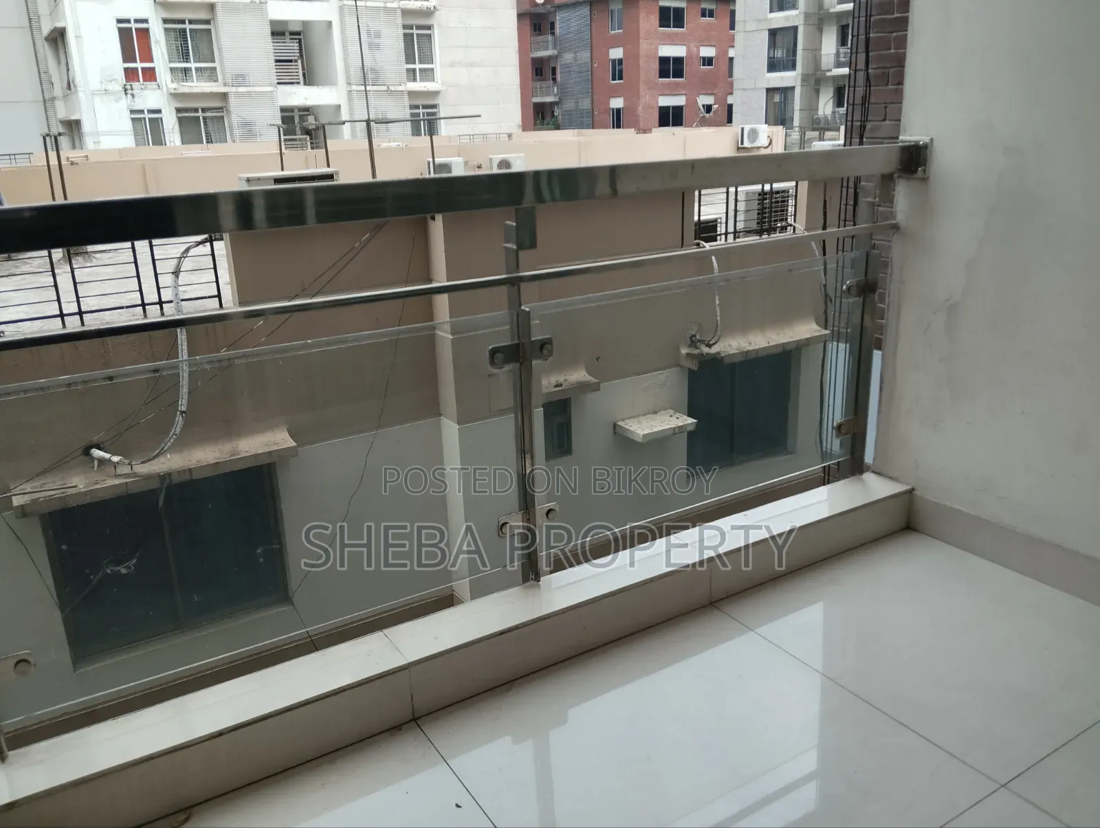 গুলশানে ৩ বেডরুমের ফার্নিশড অ্যাপার্টমেন্ট ভাড়ার জন্য