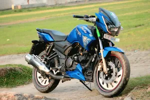 TVS Apache RTR 160 2V 2018 Blue