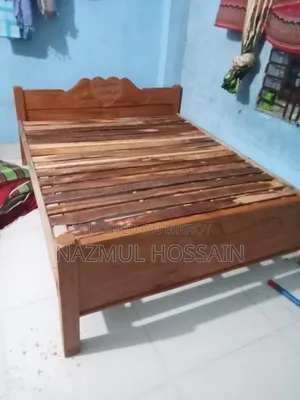 এই খাটটি বিক্রি করা হবে