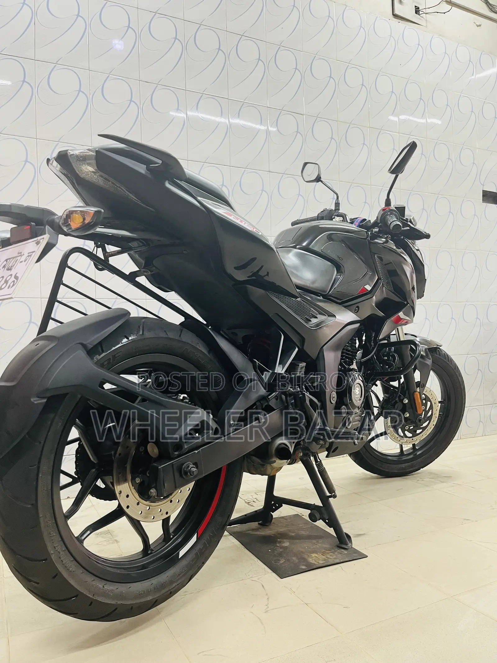 Bajaj Pulsar NS 160 2024 Black