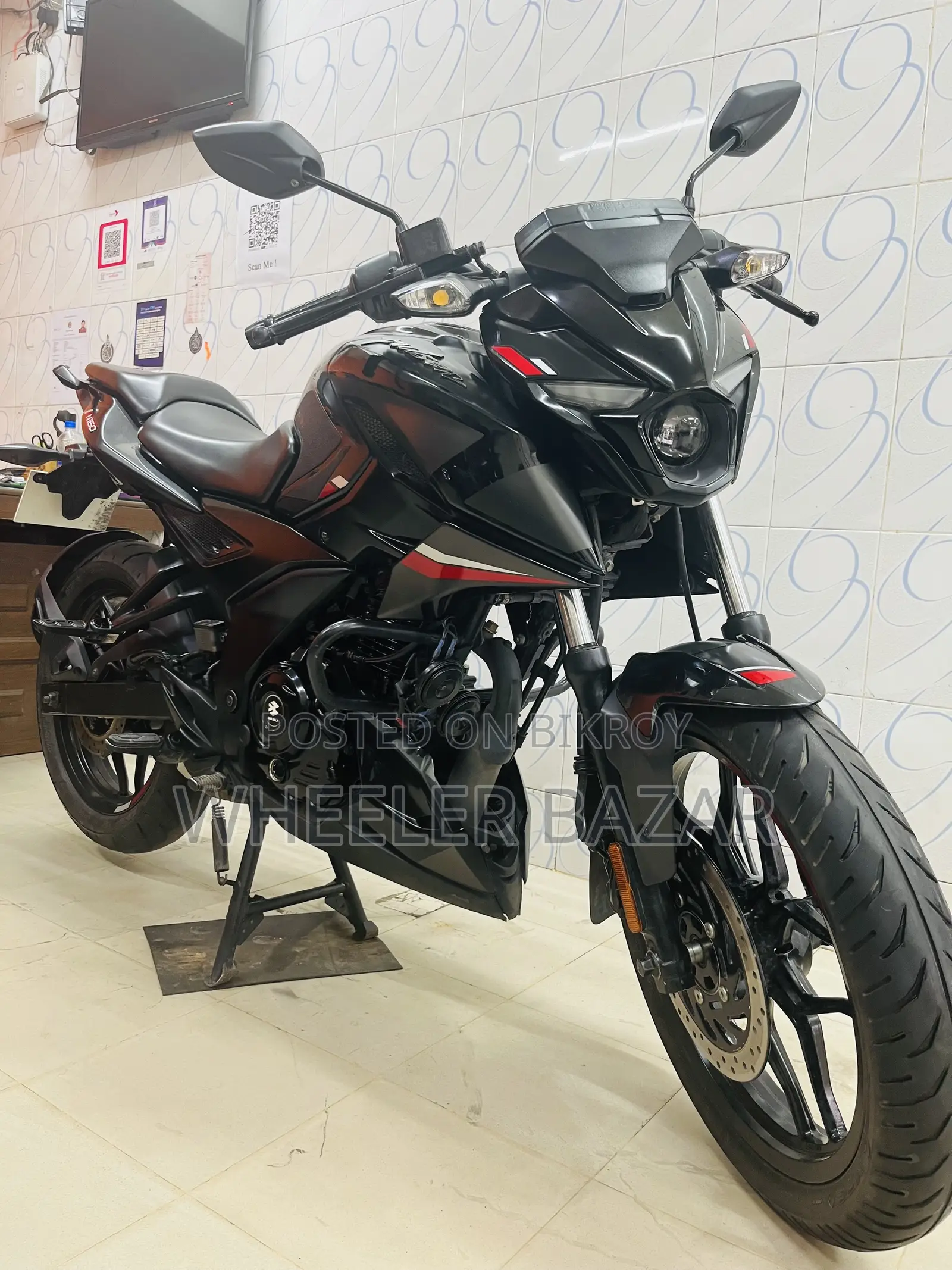 Bajaj Pulsar NS 160 2024 Black