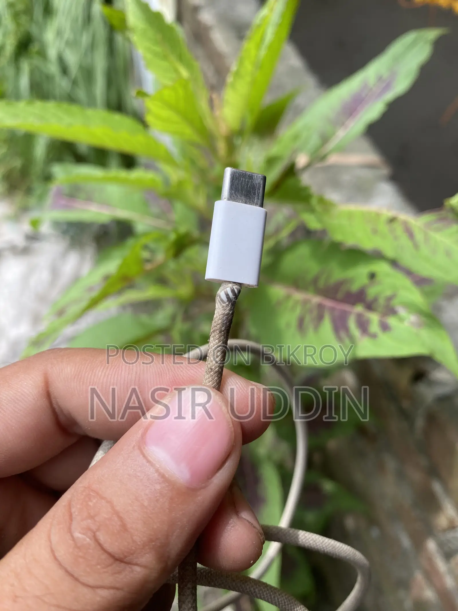 iPhone 16 Pro Original Cable