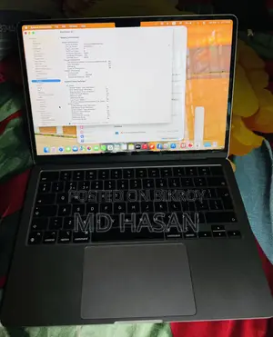 Laptop Apple MacBook Air 2022 M2 8GB Apple M2 SSD 256GB