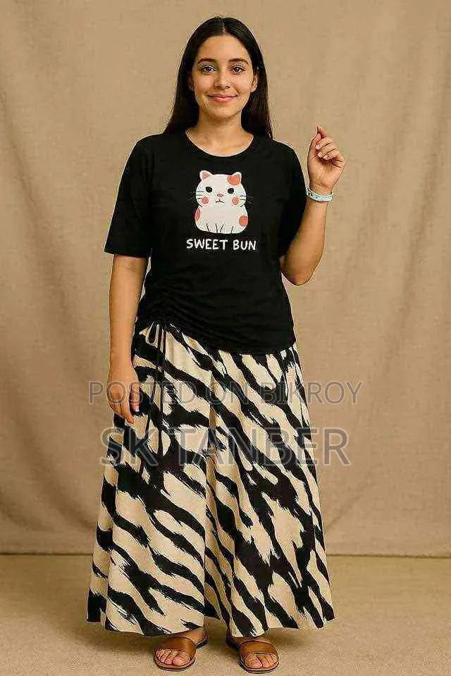 Pair Skirt Set
