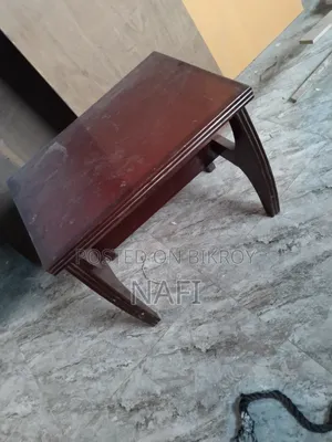 ২টি ছোট সাইড টেবিল
