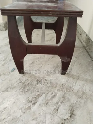 ২টি ছোট সাইড টেবিল