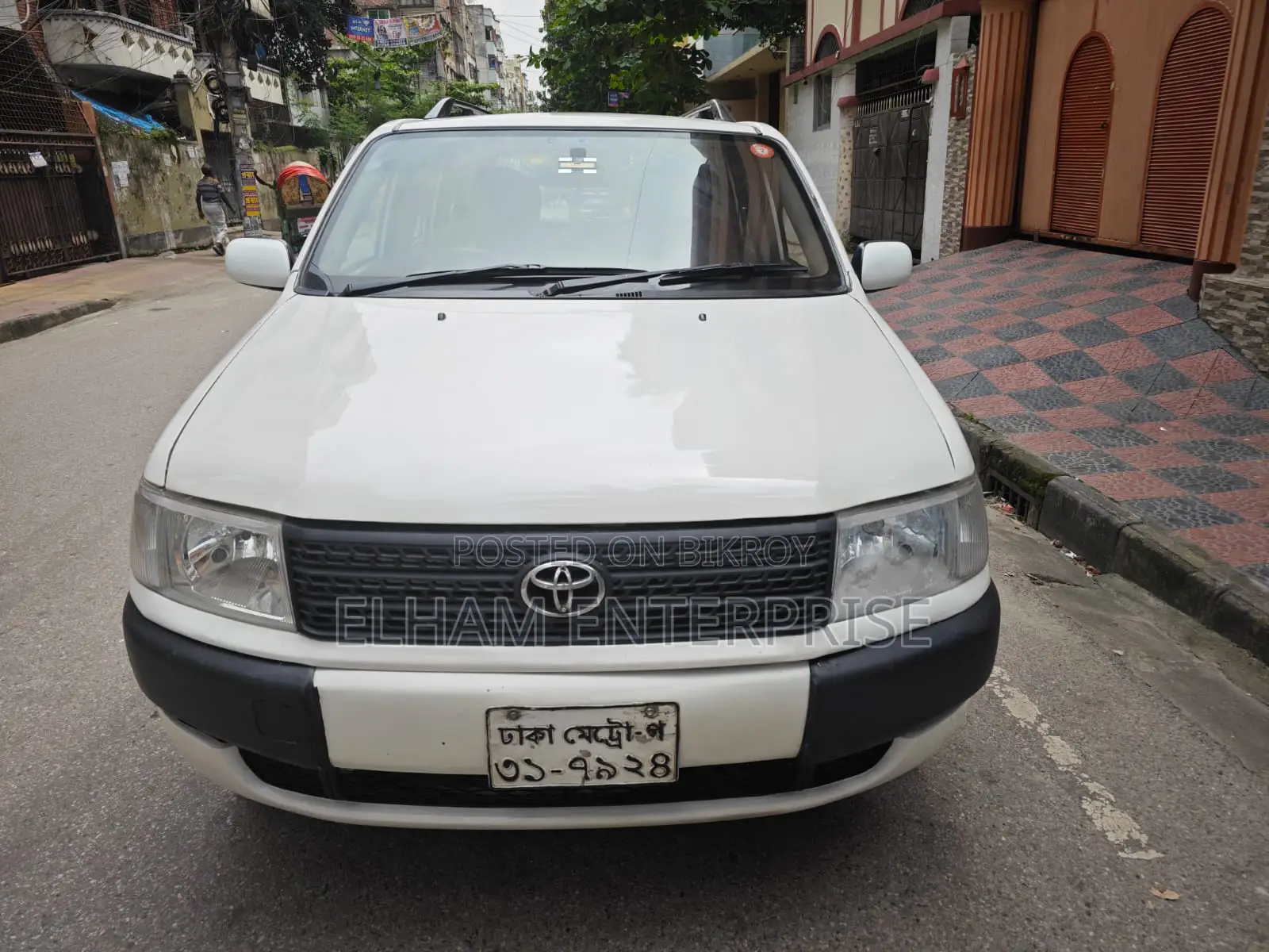 Toyota Probox 1.3 DX Comfort Two Wheel Drive 2004 White