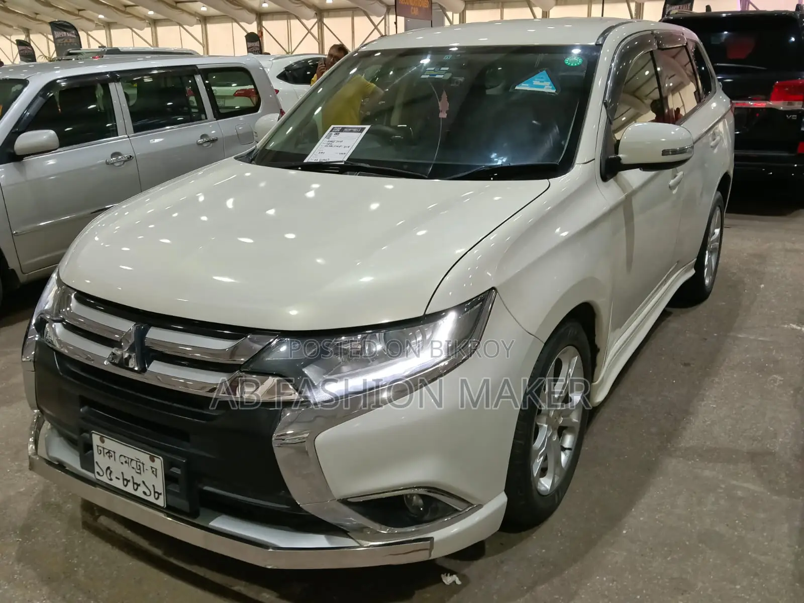 Mitsubishi Outlander 2018 White