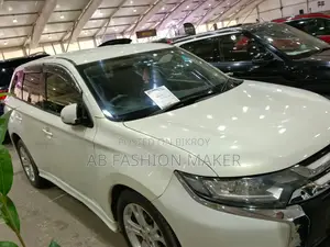 Mitsubishi Outlander 2018 White