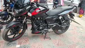 Bajaj Pulsar 150 2025 Black