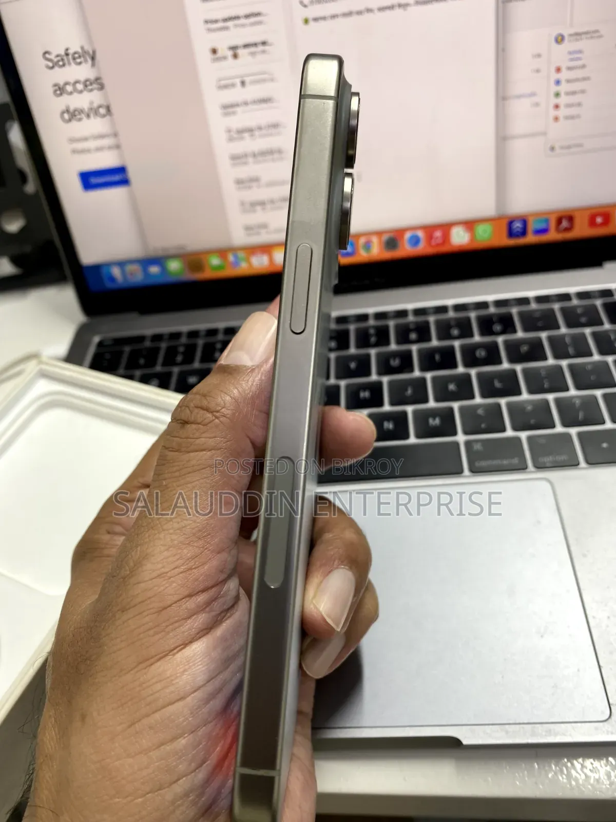 Apple iPhone 15 Pro Max 256 GB Gray
