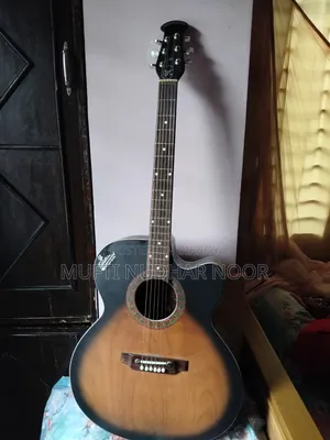 Signature Semi-Acoustic Guitar – Budget Friendly & Loud (Used)
