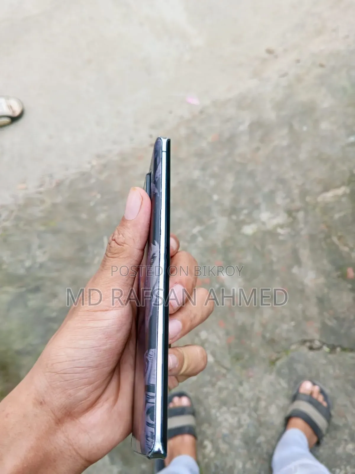 Sharp Aquos R6 128 GB Silver