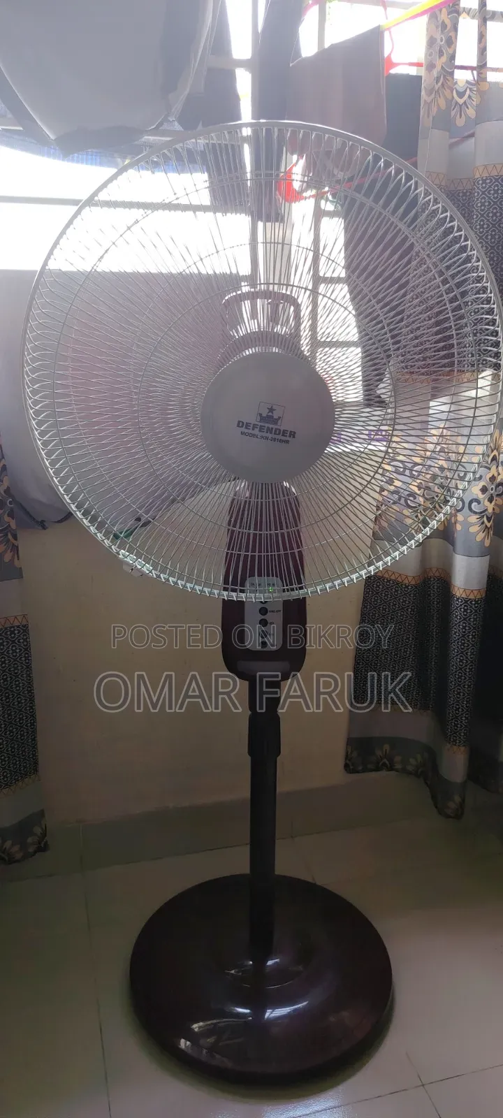 Charger Stand Fan