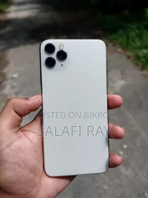Apple iPhone 11 Pro Max 64 GB White